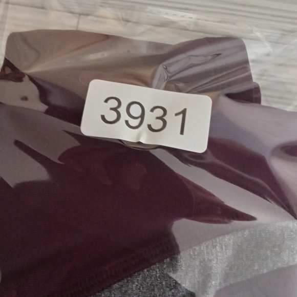 Victoria secret ultimate half zip maroon athletic running jacket women's large - Picture 6 of 6